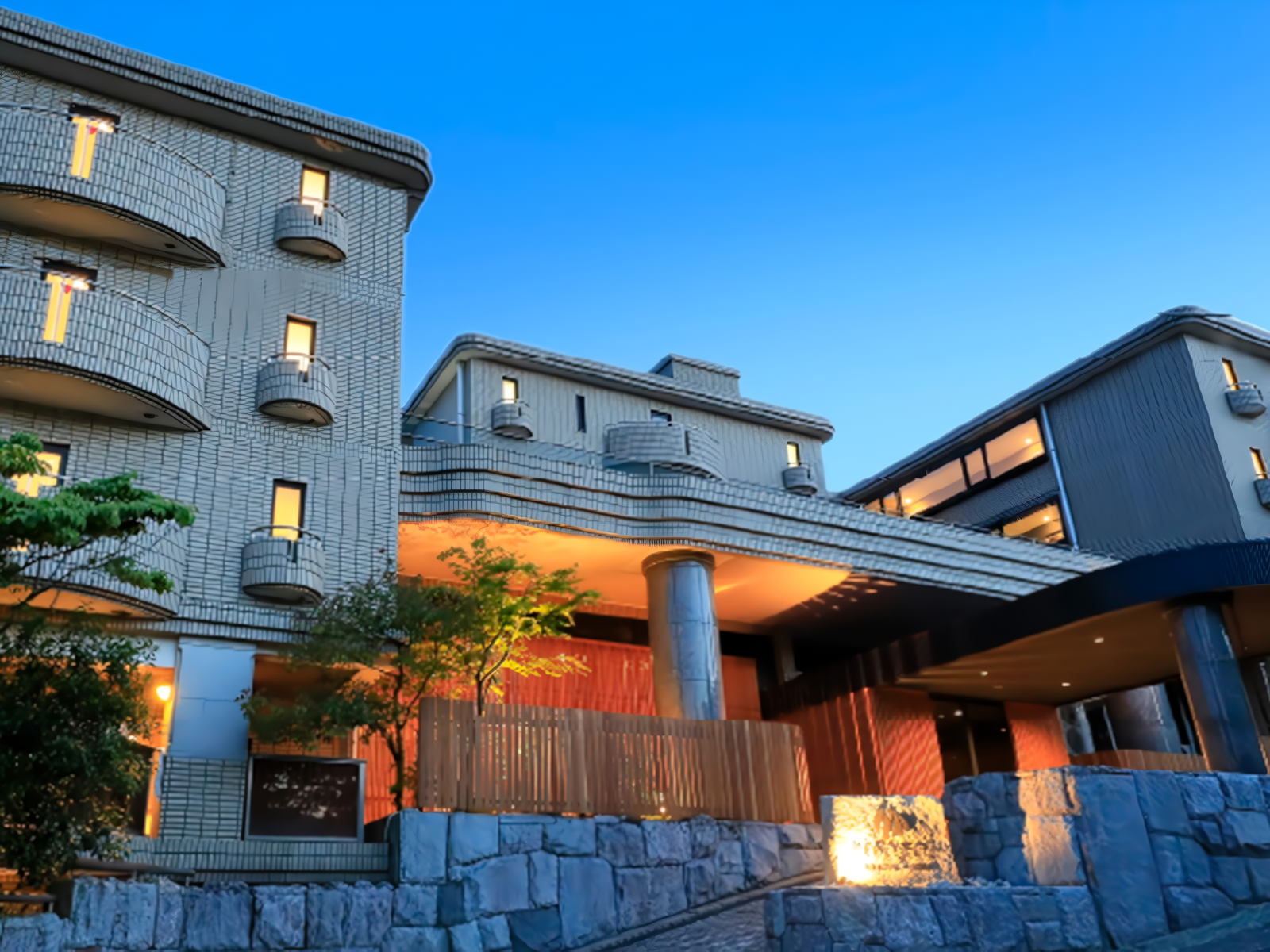 「メルヴェール箱根強羅」再生実績